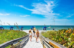 9 Amazing Places to Raise a Family in Florida photo
