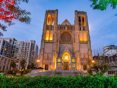 A 20 Most Beautiful and Awe-Inspiring Churches and Cathedrals in the United States