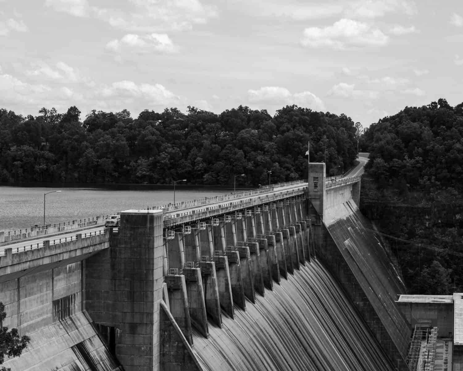 A Monochrome Photo Of The Bull Shoals Dam In Arkansas