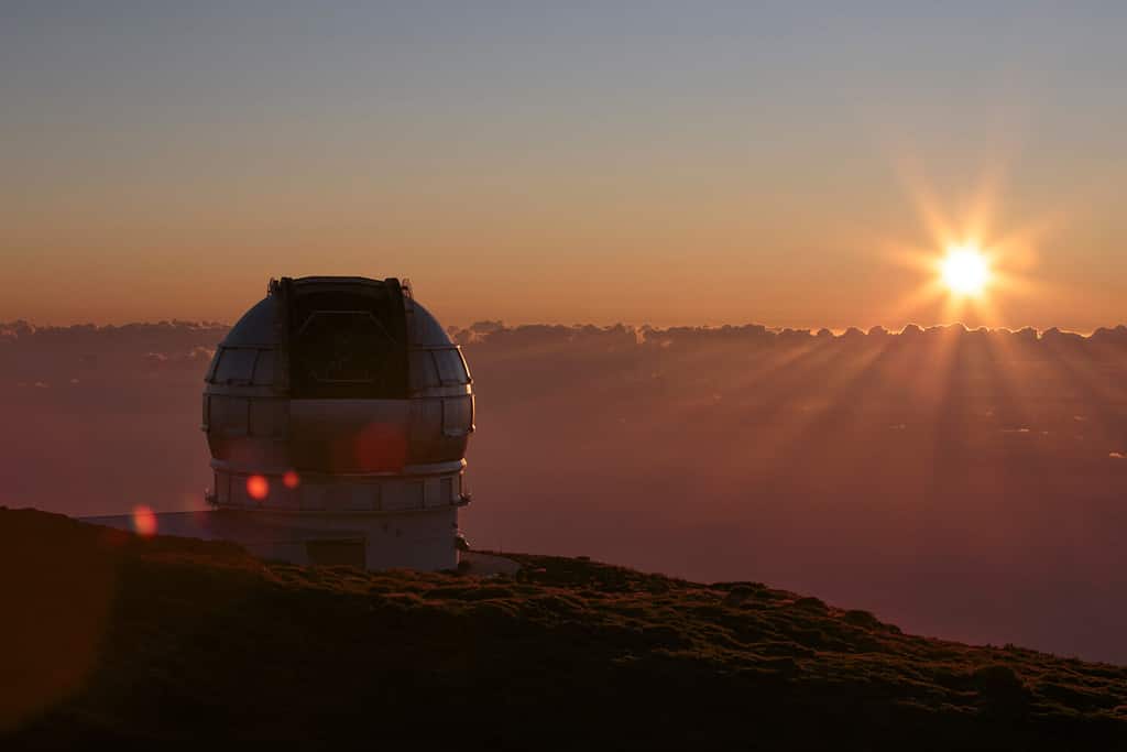 Sunset in el Roque de los Muchachos while Gran Telescopio Canarias opens his dome