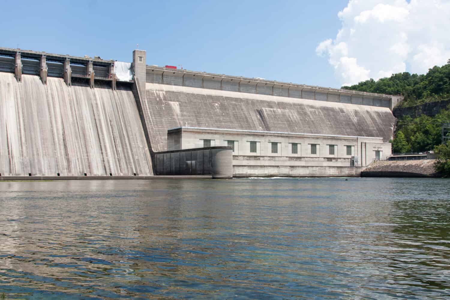 Arkansas Bull Shoals Lake Dam