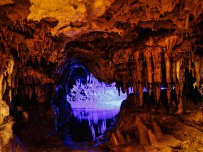A Discover Florida Caverns (and What Lurks Inside These Massive Caves)
