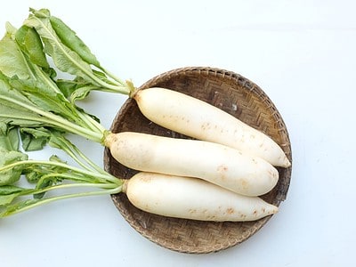 A Discover 13 White Vegetables: The Complete List