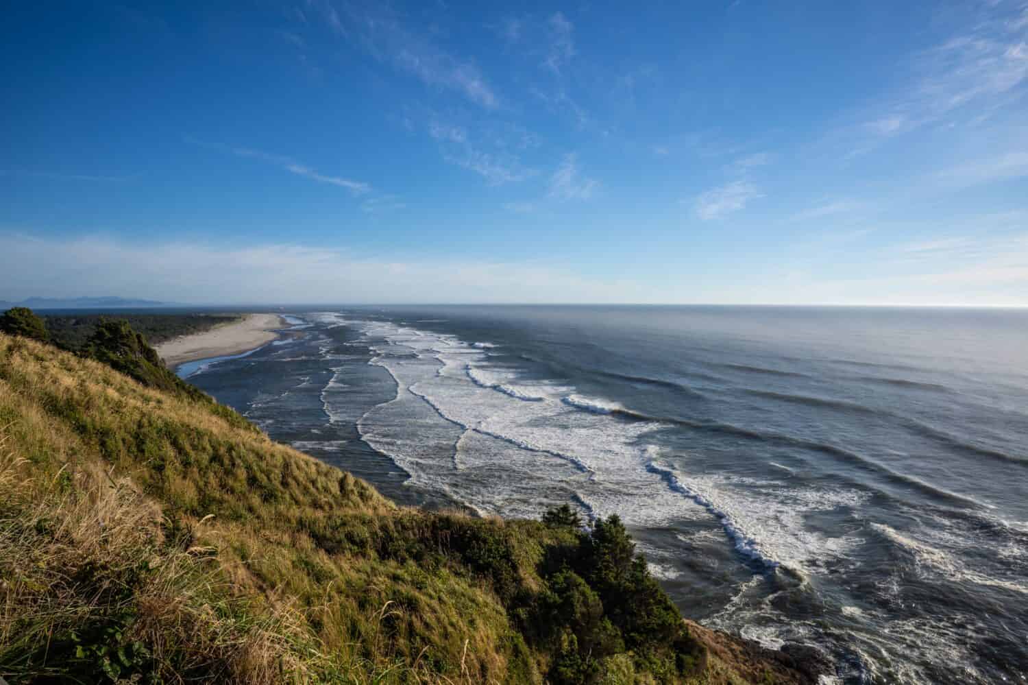 North Head Lighthouse is an active aid to navigation overlooking the Pacific Ocean from North Head, a rocky promontory located approximately two miles north of Cape Disappointment 