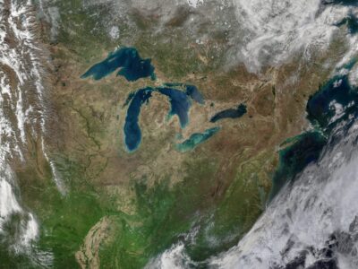 A Discover How Much of the World’s Freshwater Is in the Great Lakes