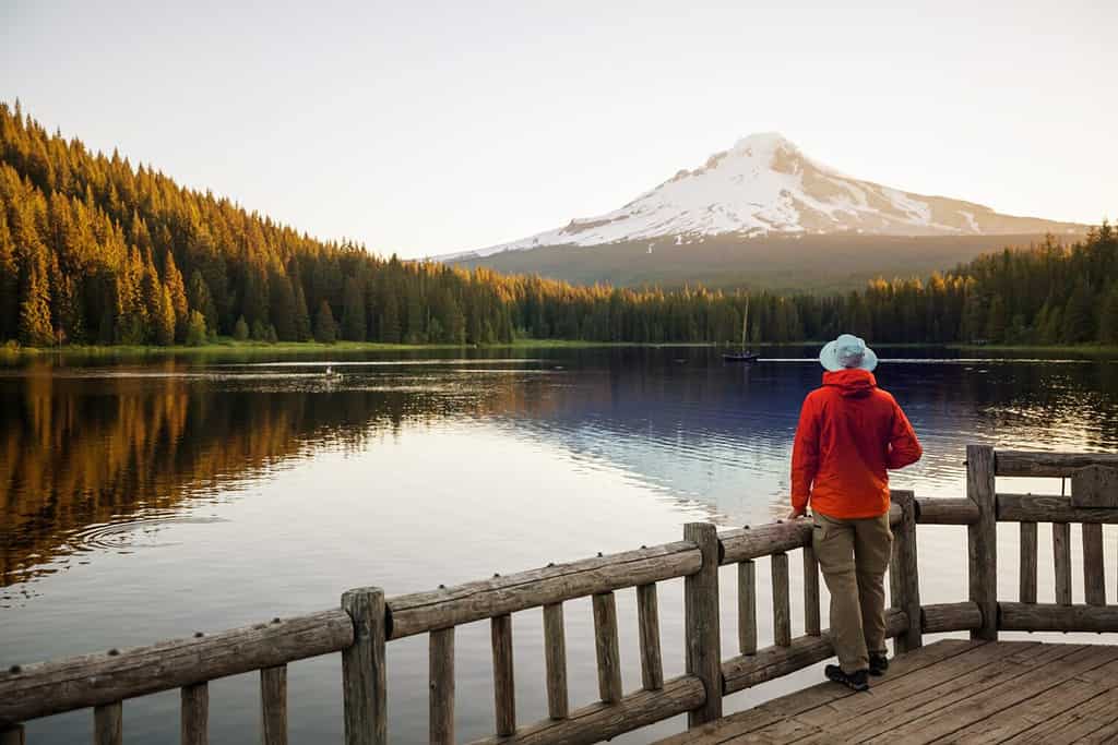 Mount. Hood reflection in Trillium lake, Oregon, USA. Beautiful natural landscapes