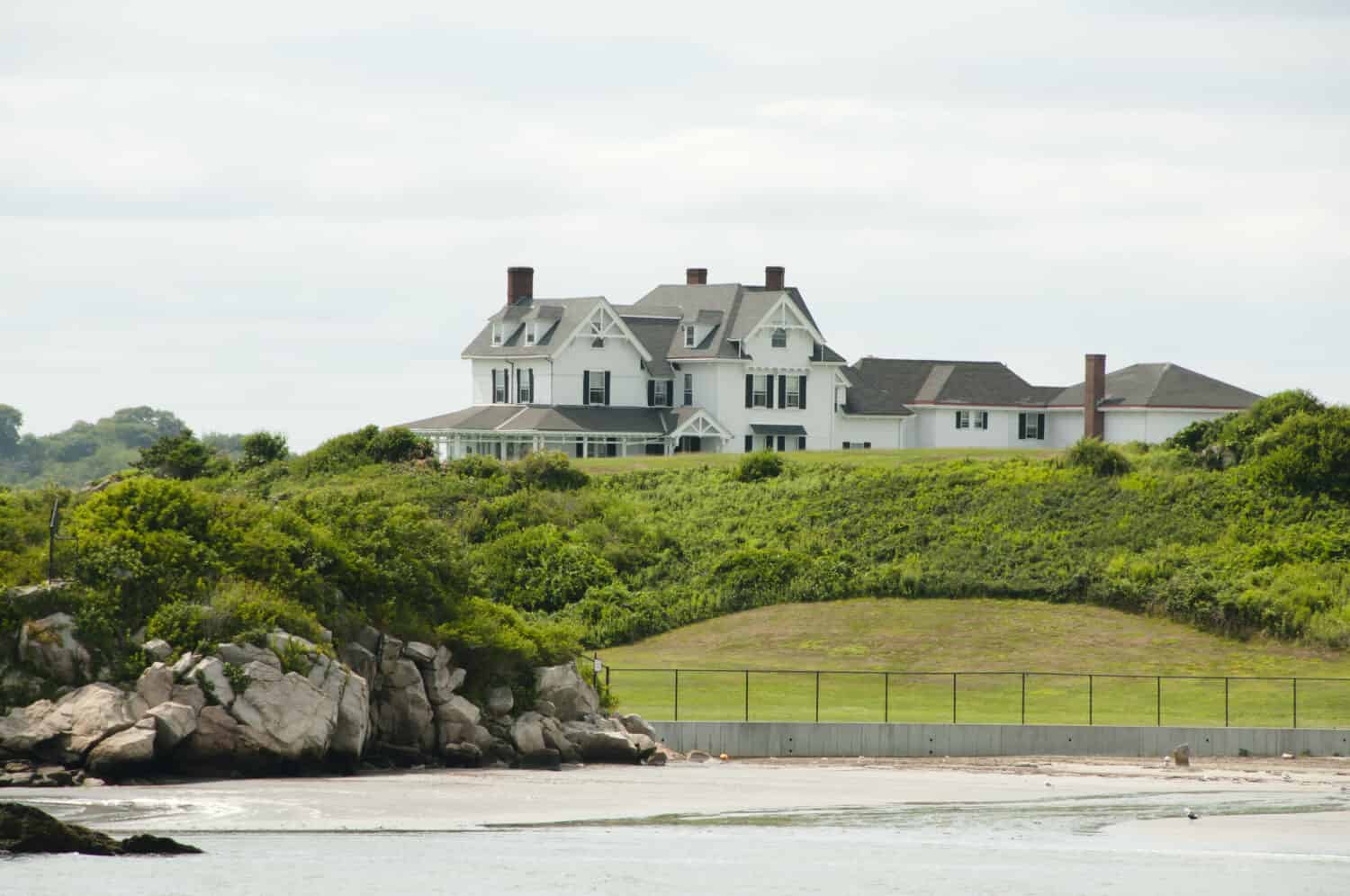 Mansion on Sheep Point Cove - Newport - Rhode Island