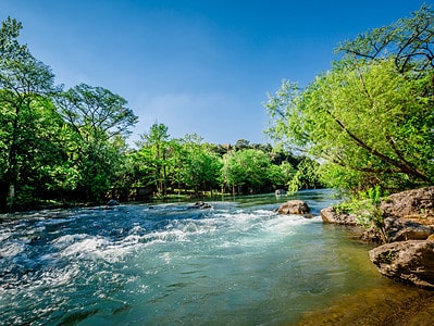 A Discover the 9 Best Rivers to Float Down in Texas