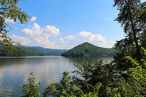 Discover the Oldest Artificial Lake in Tennessee Picture