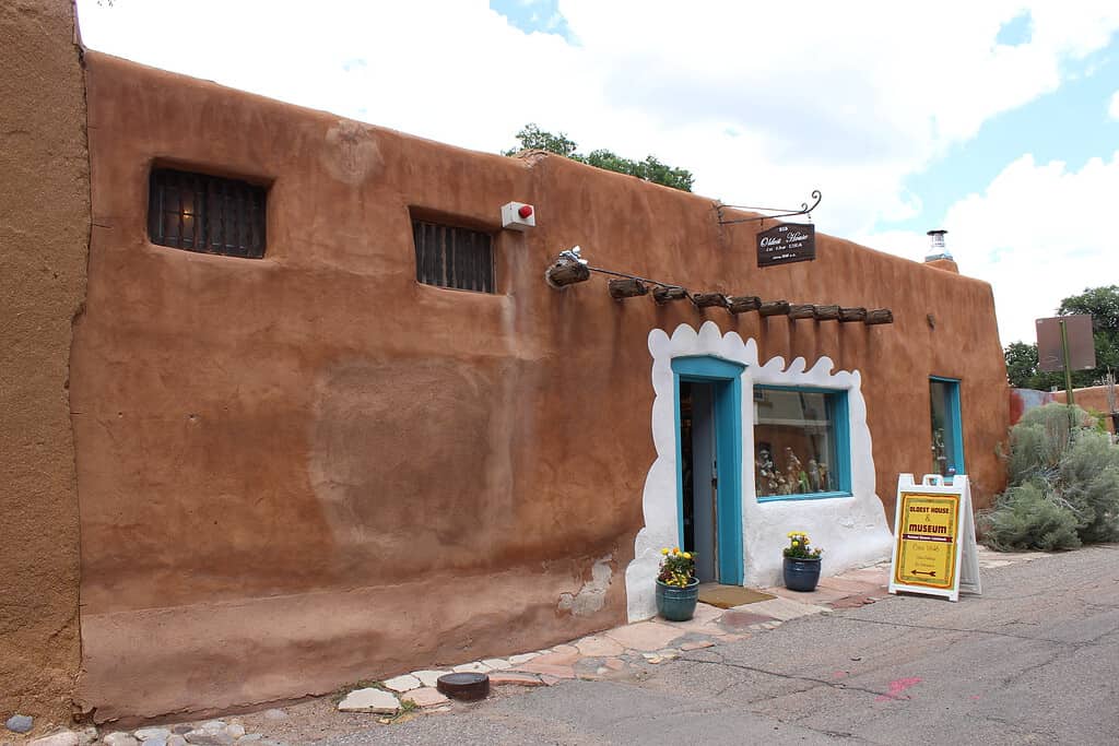 De Vargas Street House in Santa Fe