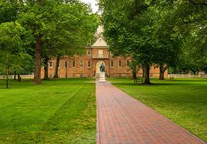 The Most Beautiful College Campus in Virginia Is a Picturesque Masterpiece Picture