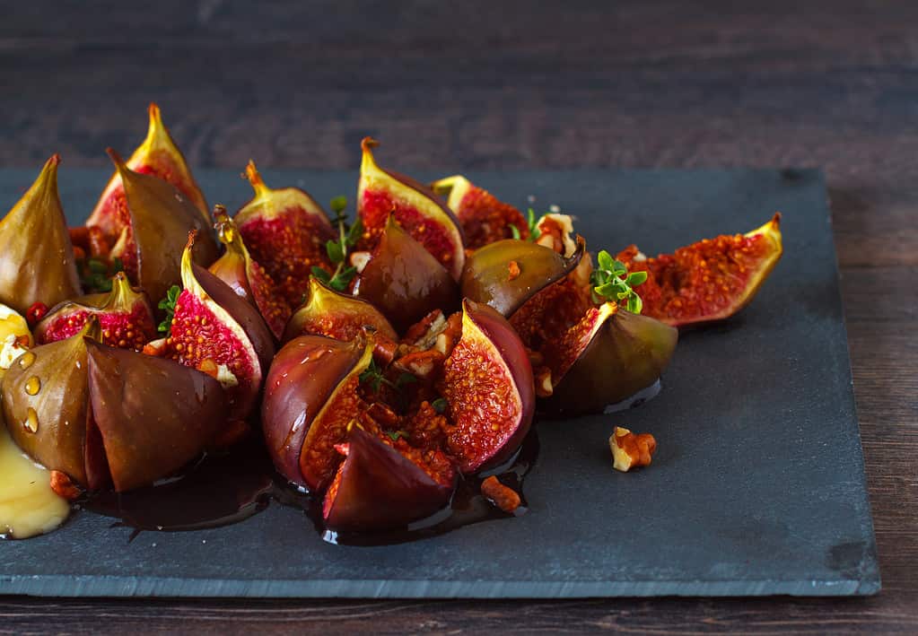 Fig Overload! 8 Ways to Make Great Use of a Huge Harvest - A-Z Animals