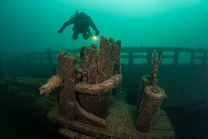 The 4 Biggest Shipwrecks in Lake Michigan History Picture