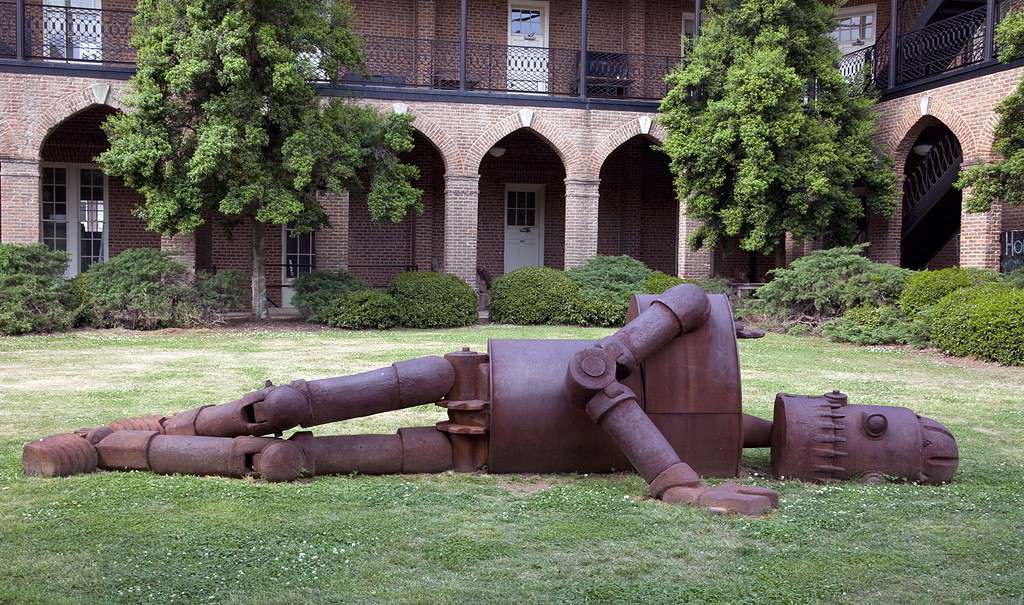 Goldie (1971) outdoor sculpture at the University of Alabama