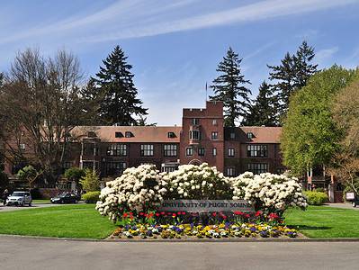 A The Most Beautiful College Campus in Washington Will Leave You Speechless