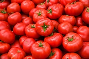The 15 Most Important Types of Tomatoes to Know: Taste and Where Each Grows Picture