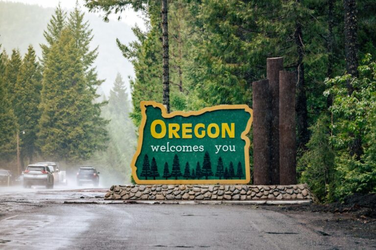 Discover the 25 Largest Cities in Oregon (Population, Geography, and