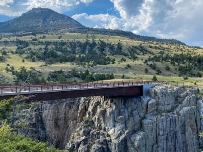 A Discover the Longest Bridge in Wyoming – A 365.2-Foot Behemoth