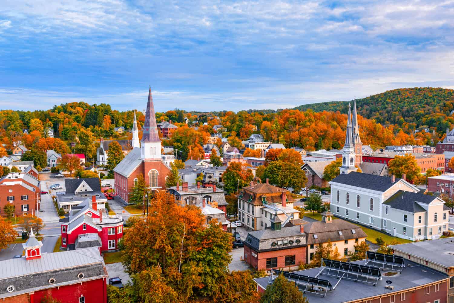 Montpelier, Vermont, USA autumn town skyline.