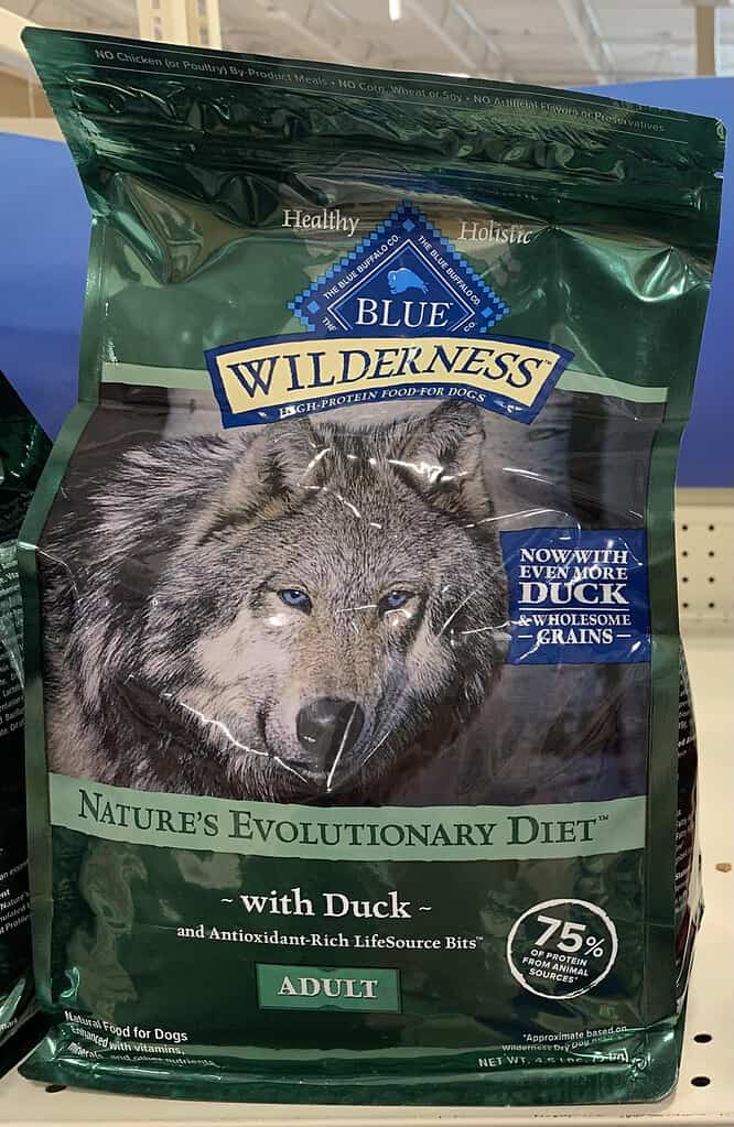 Blue Wilderness kibble with duck. Adult formula. Blue Buffalo brand.