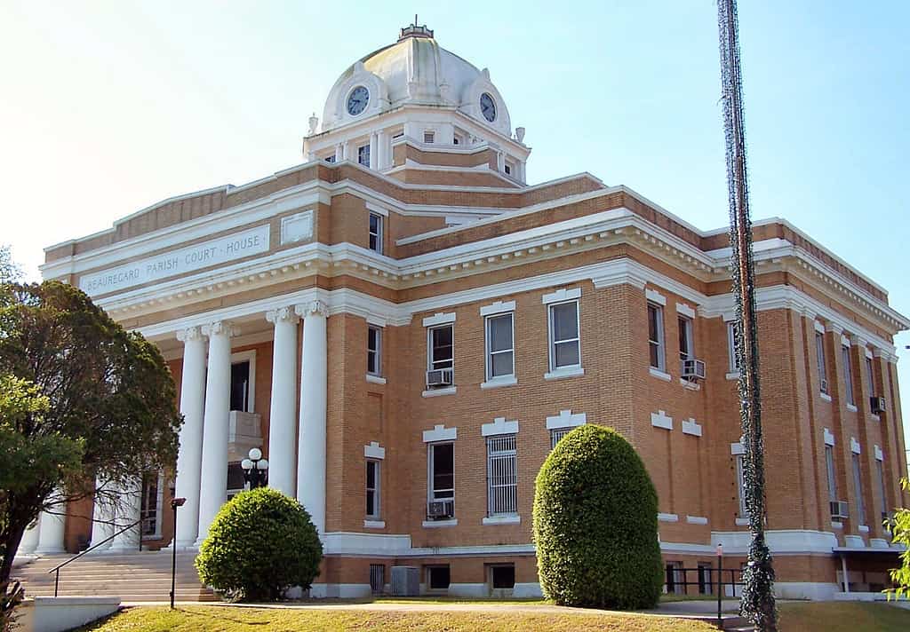 Parish Courthouse in Beauregard Parish, Louisiana