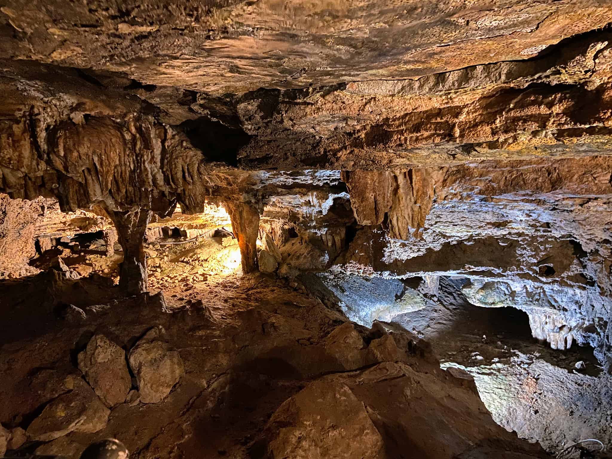 9 Amazing Caves In Arkansas A Z Animals   GettyImages 1463614411 2048x1536 