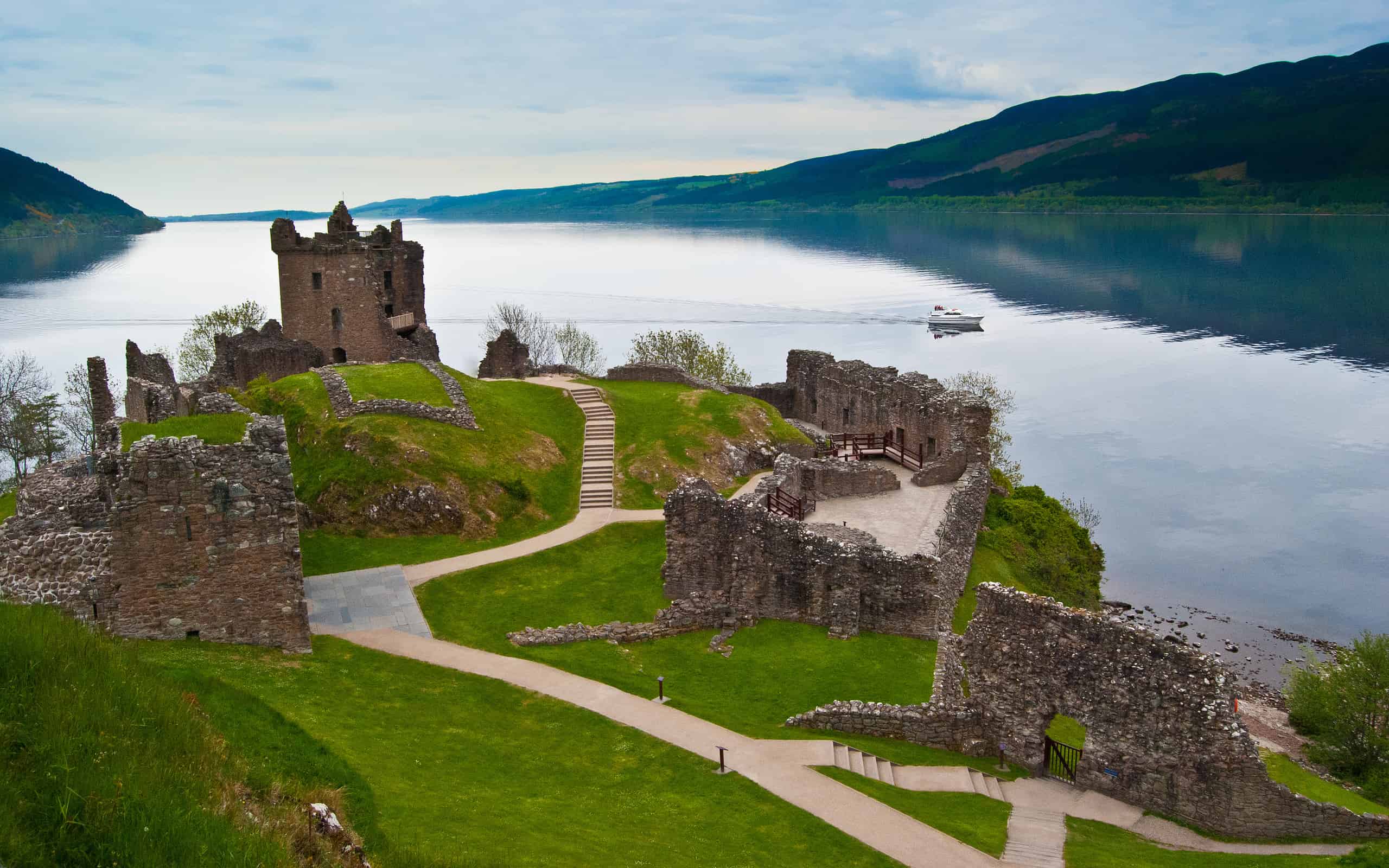View of Urquhart Castle on a nice day