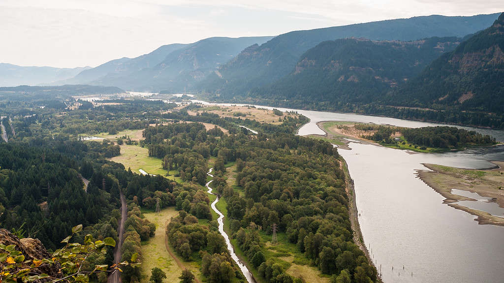 Columbia River Gorge - View from Beacon Rock