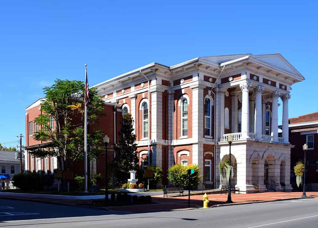 CHRISTIAN COUNTY COURTHOUSE, Hopkinsville, Kentucky