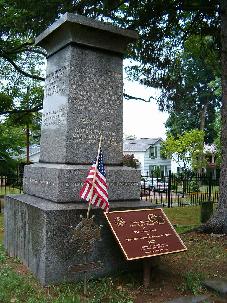 Rufus Putnam grave marker, Mound Cemetery, Marietta, Ohio