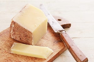 10 Amazing Cheeses That Start With L photo