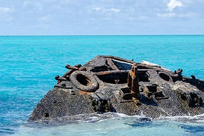 22 Amazing Shipwrecks You Can Still See in Bermuda Picture