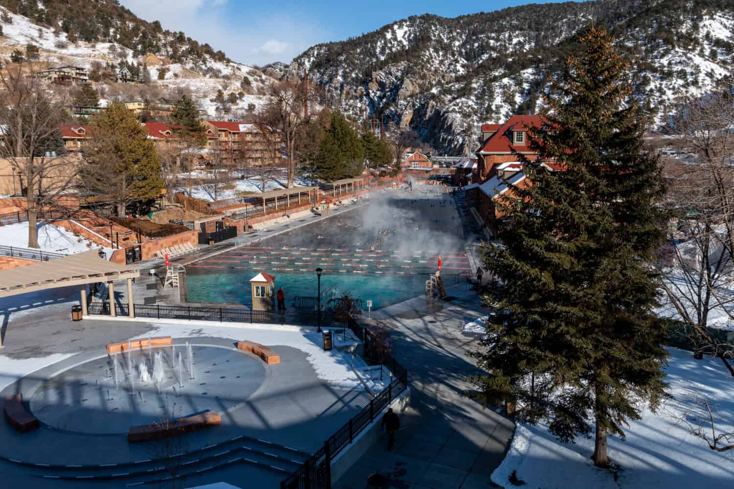 hot springs Glenwood Springs is the largest rocky mountain in the world