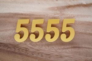 5555 Angel Number: Discover the Powerful Meanings and Symbolism photo