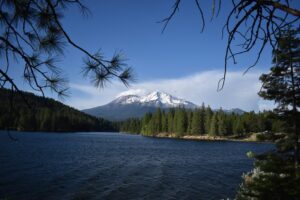 The 5 Cheapest Lakes in California to Buy a Second Home Picture