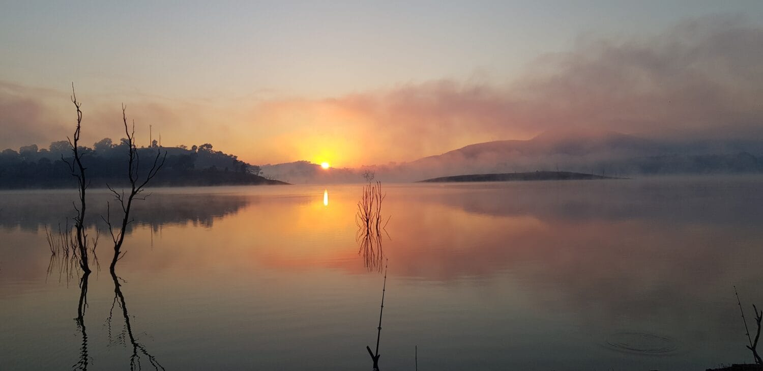 Sunrise in Bonnie Doon, Lake Eildon, North East Victoria.