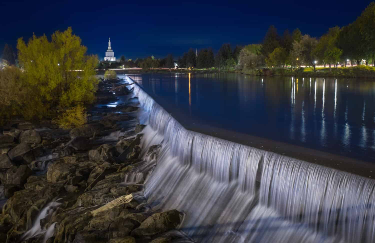 Idaho Falls at the blue hour time