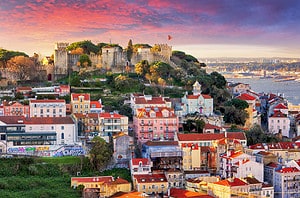10 Secretly Amazing Places for Americans to Retire in Portugal Picture