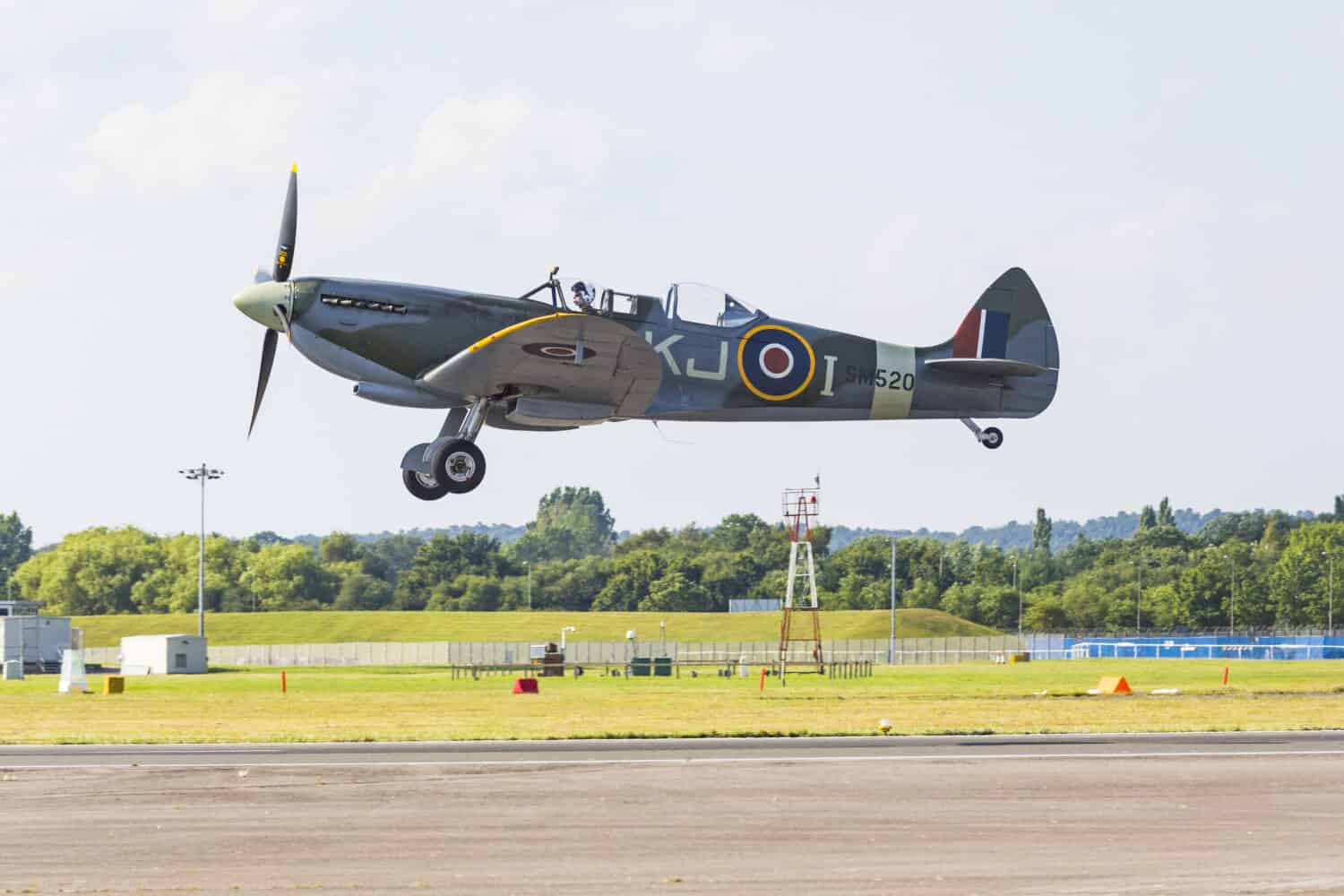 Supermarine Spitfire, Farnborough International Airshow, Farnborough Airport, Rushmoor, Hampshire, England