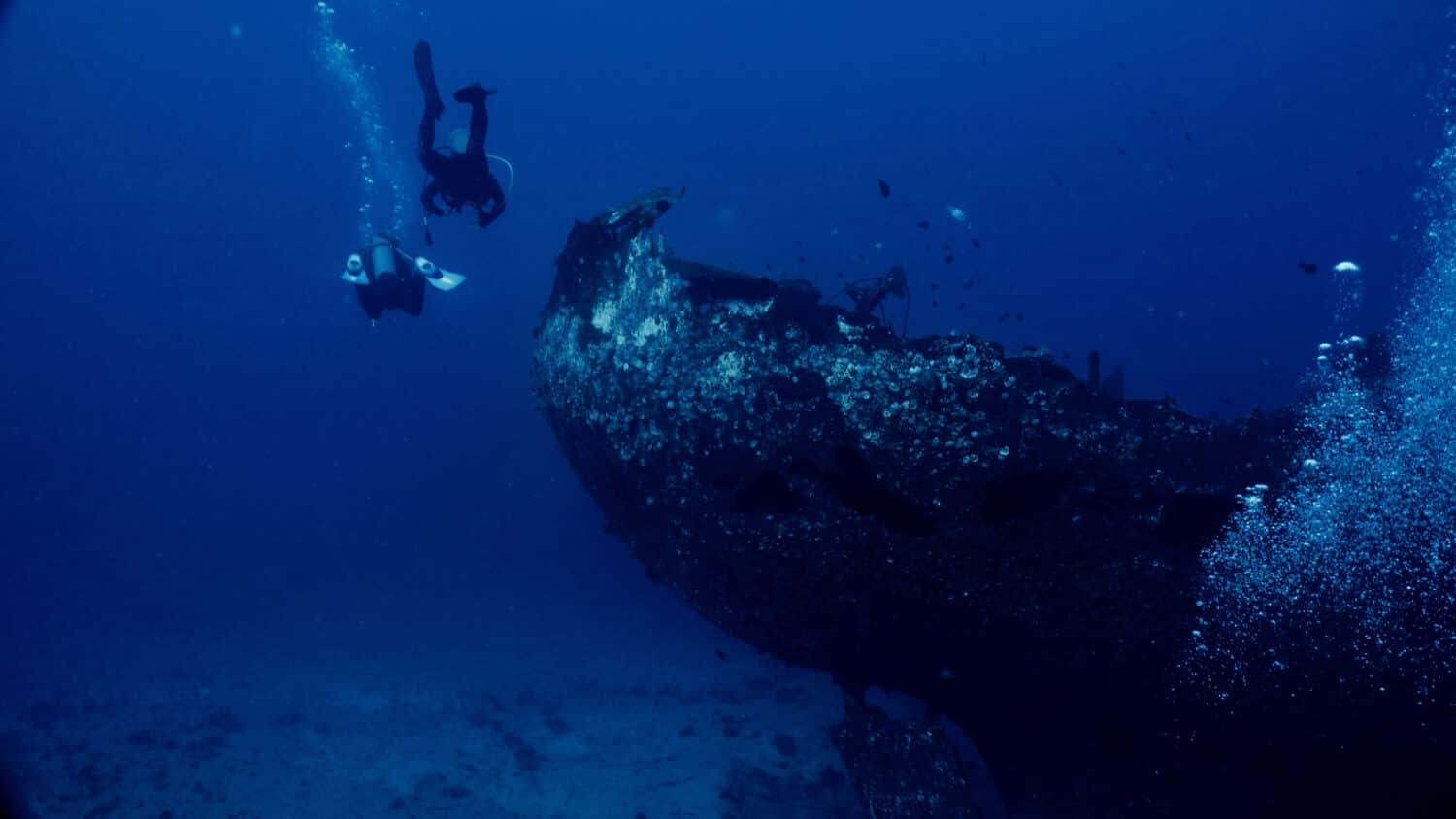 Divers at the San Pedro Shipwreck