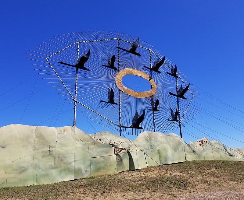 geese in flight north dakota sculpture