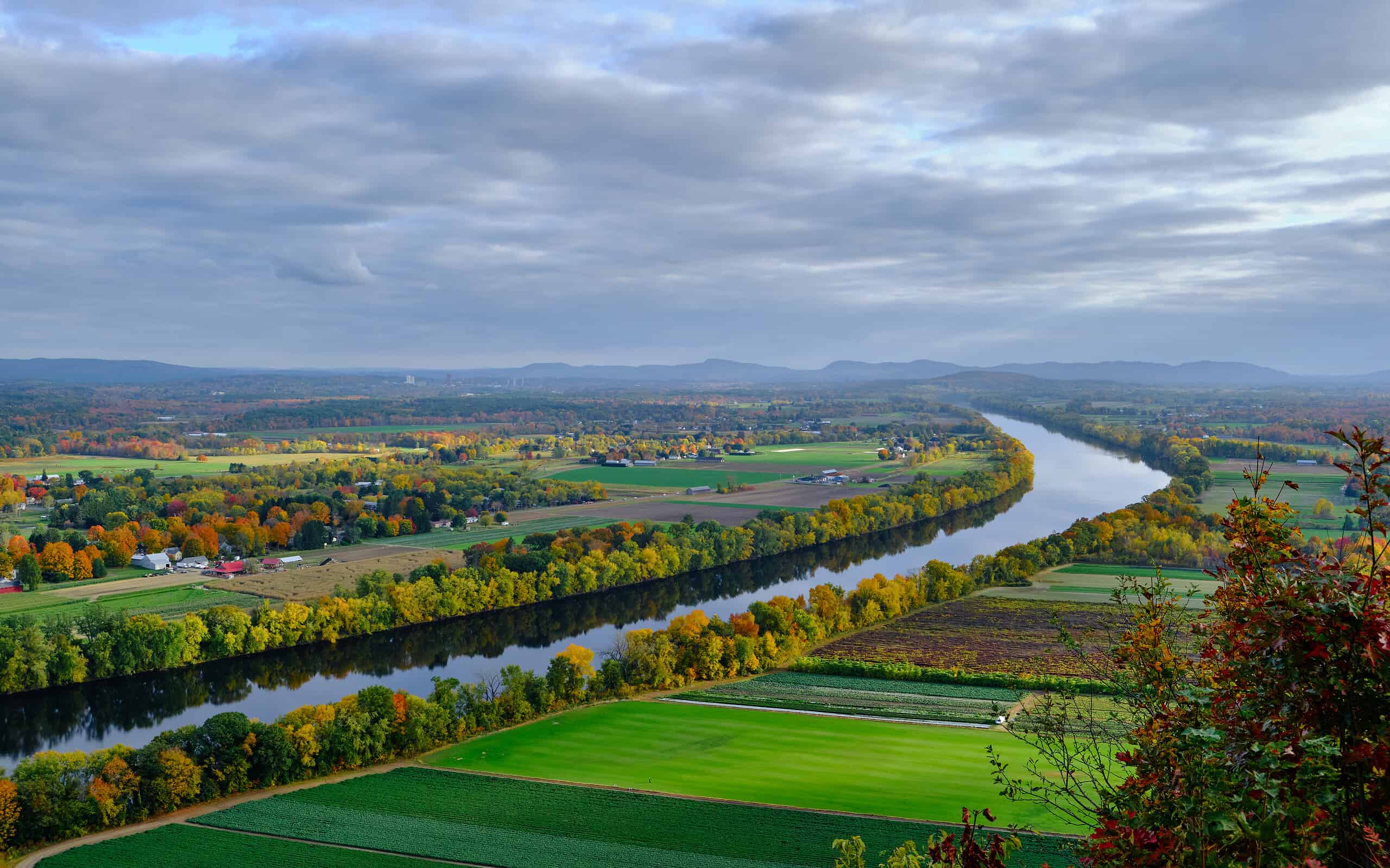 Connecticut River in the Pioneer Valley