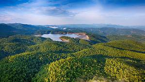 How Deep Is South Carolina’s Lake Jocassee? Picture