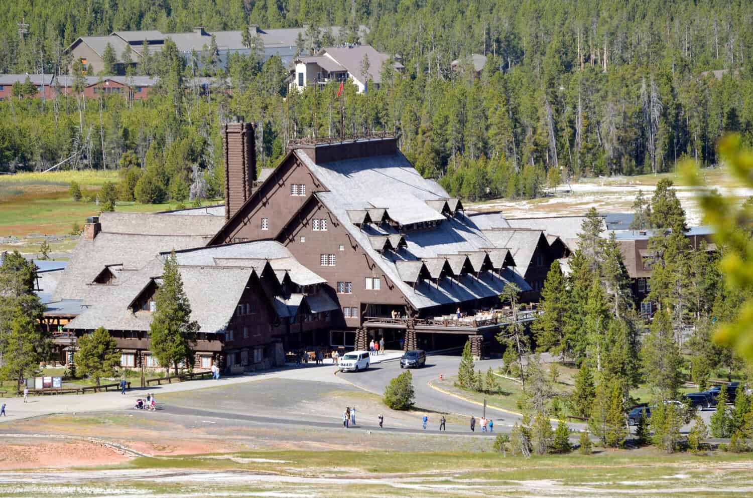 Yellowstone Old Faithful Lodge Building