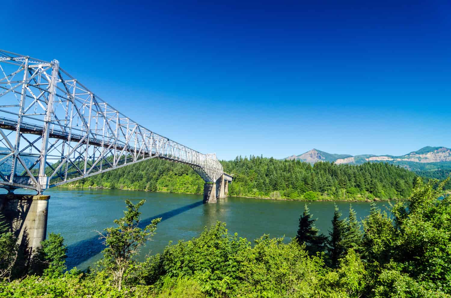 View of the Bridge of the Gods as seen from Oregon crossing the Columbia River into Washington