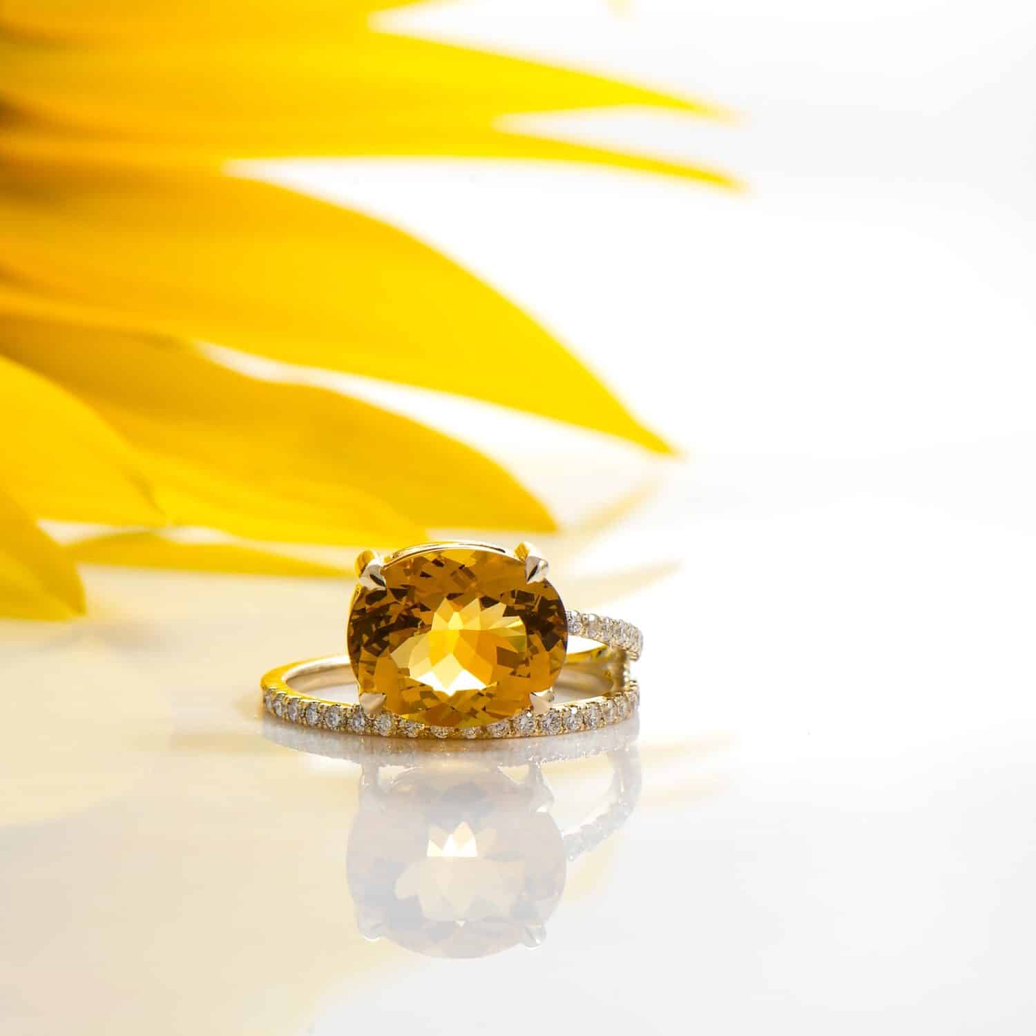 Yellow Gold Ring with Natural Heliodor and Diamonds 