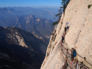 The Top 11 Most Dangerous Hikes in the World Picture