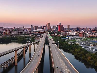 A These 7 U.S. Cities Have the Most Bridges