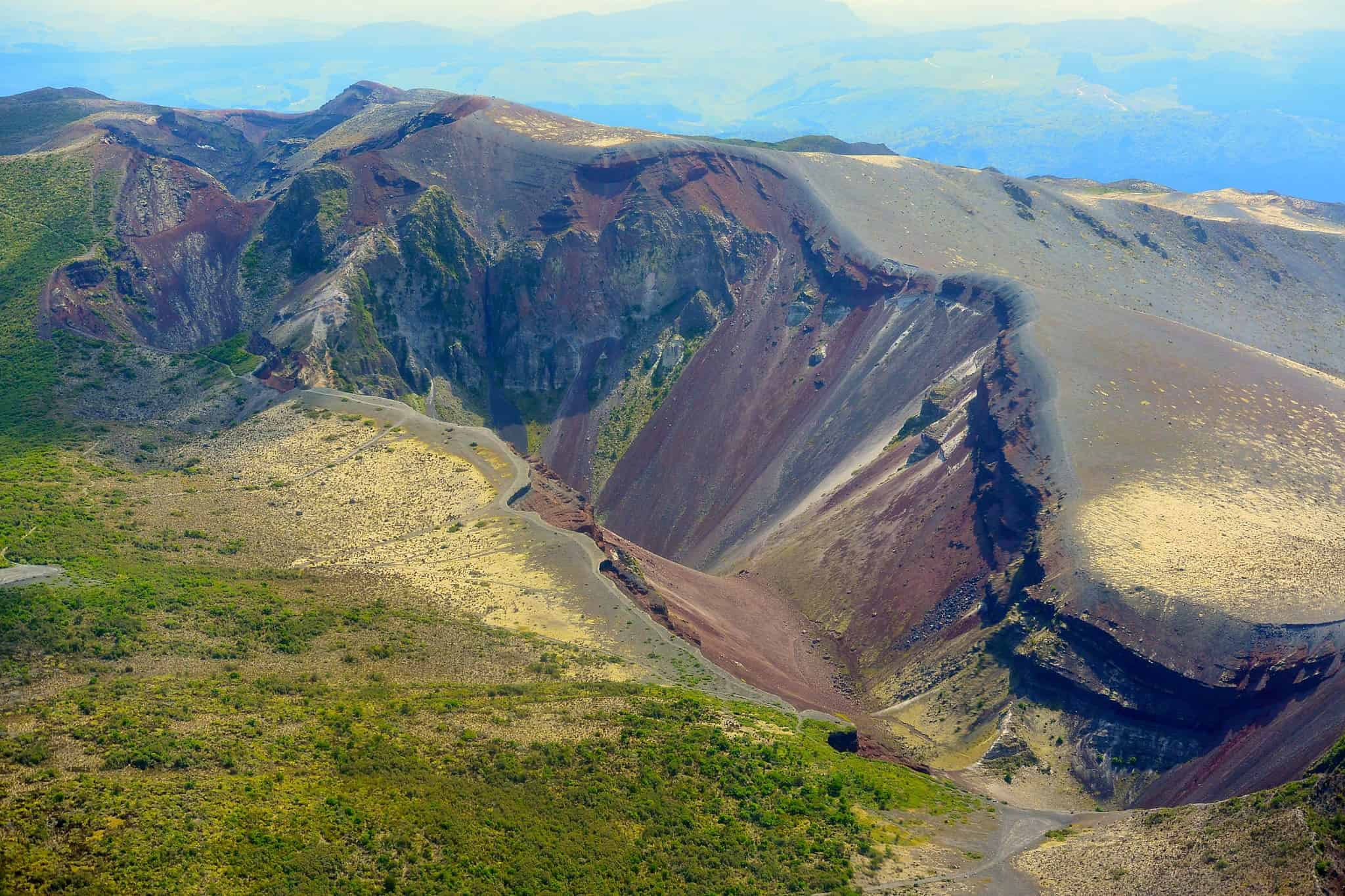 Discover the 9 Volcanoes in New Zealand (All Are Still Active!) - A-Z ...