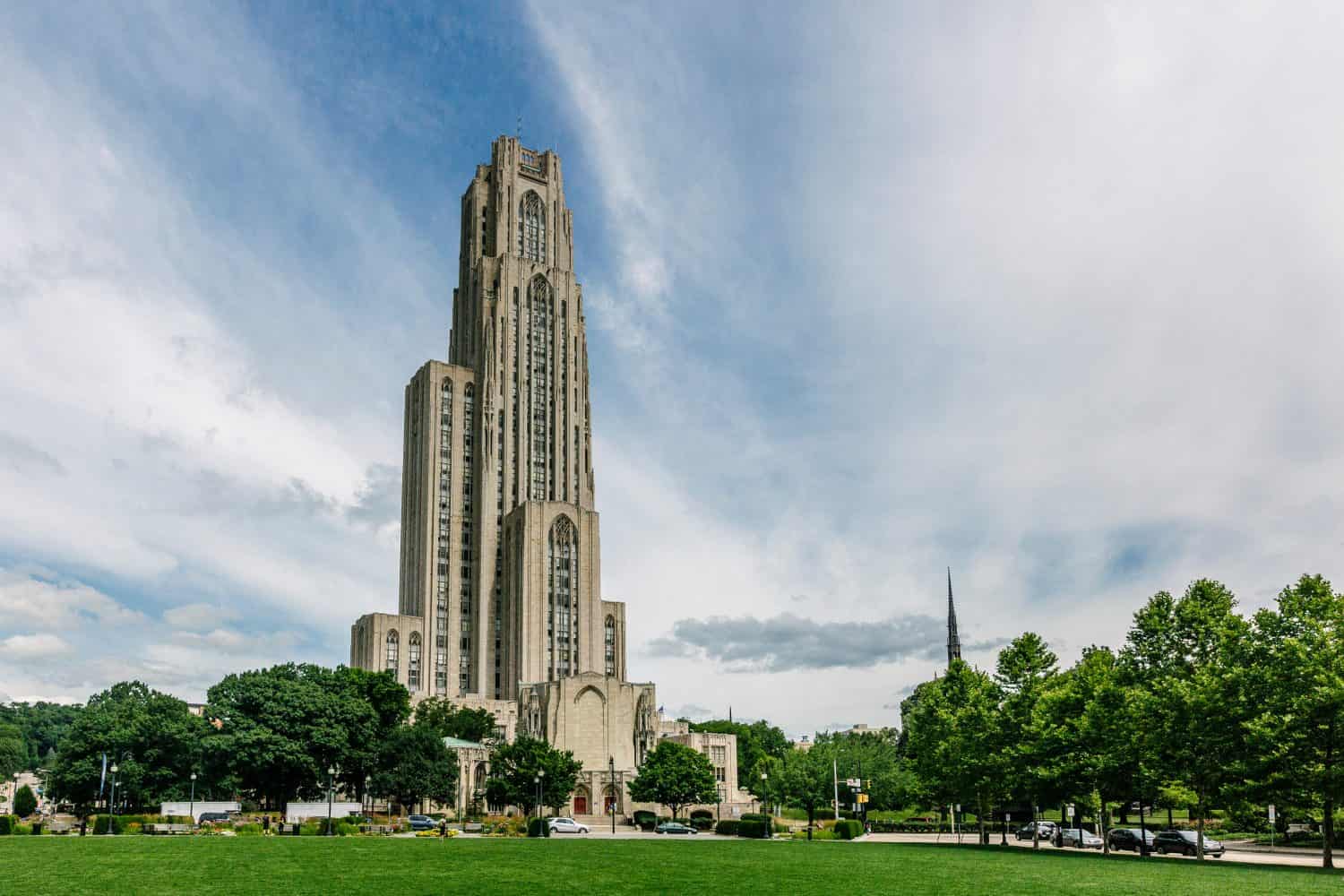 Cathedral of Learning, a 42-story Late Gothic Revival Cathedral, at the University of Pittsburgh's main campus in Pittsburgh, USA